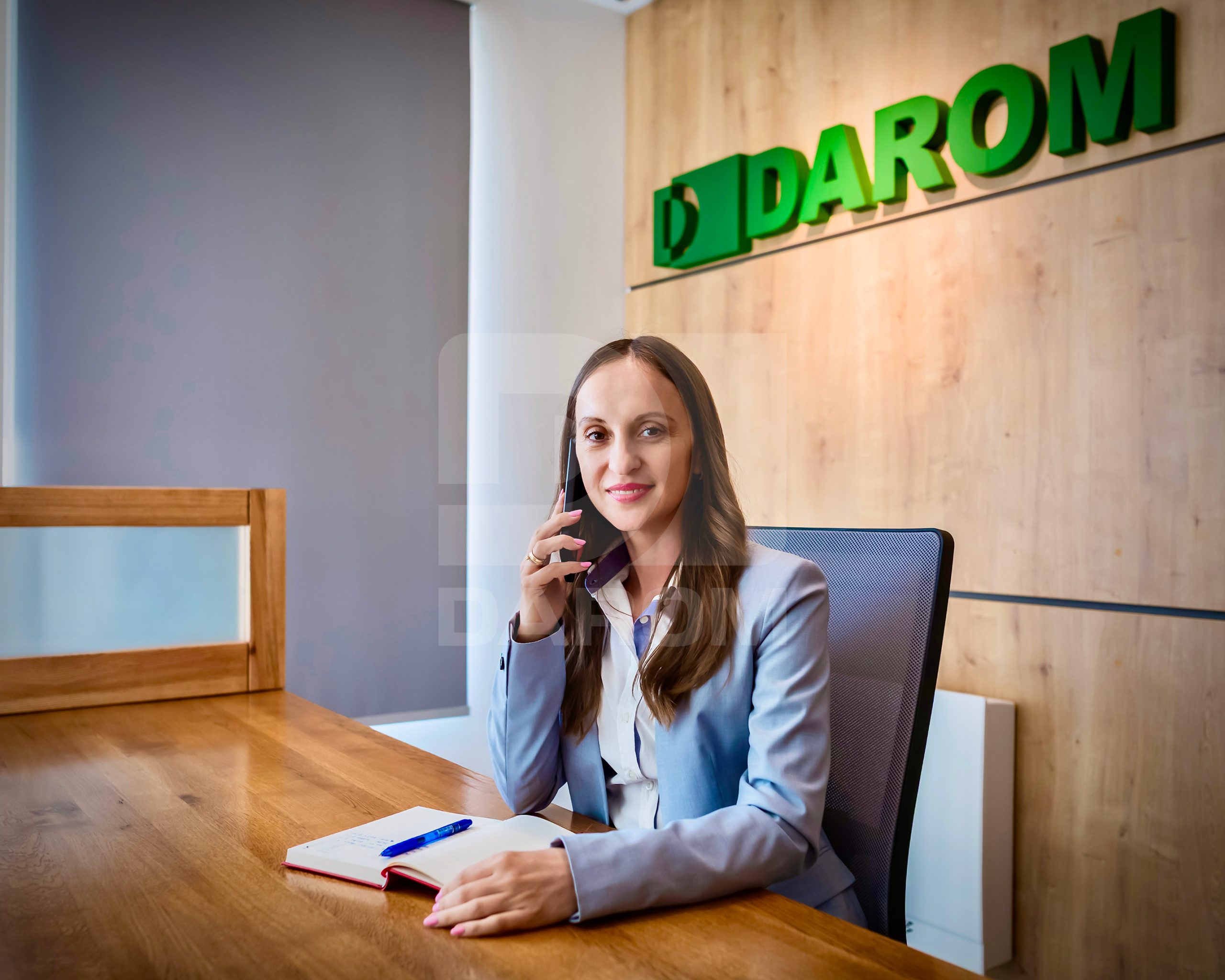 Echipă DAROM în servicii profesionale pentru clădiri
